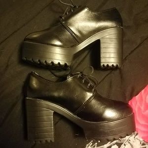 chunky heel boots